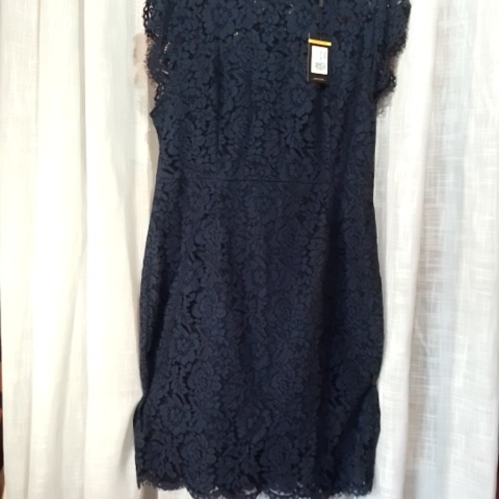 Navy blue laced dress. 2xl.